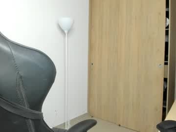 derekmuller11 live cam