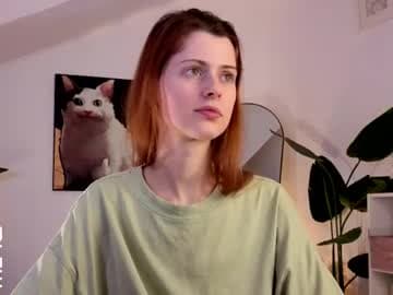 Your doll Lesli live cam