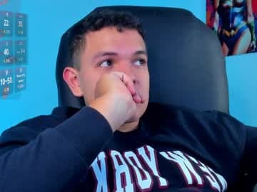 Dunkan Kravitz live cam