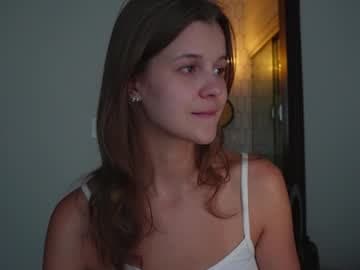 ELI My schedule for this week Tue, Wed, Sat, Sun Start at 6 live cam