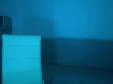 Louise live cam