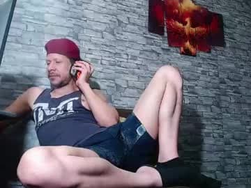 JORGE BENITEZ live cam