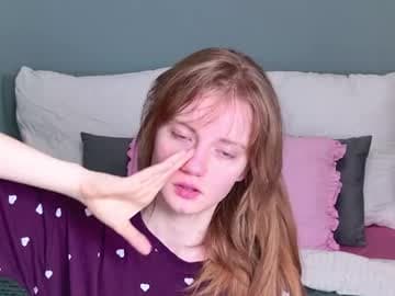 Chloe live cam