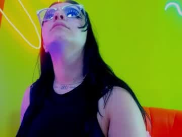 Tell me Mia live cam