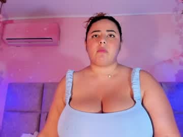 Emiily Grace live cam