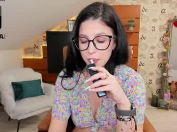 EmillyTaylor live cam