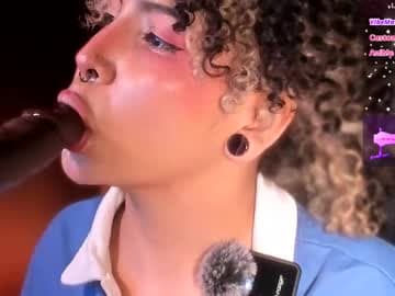 emma_nakamura live cam