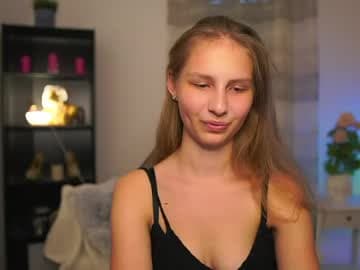 Emmie live cam