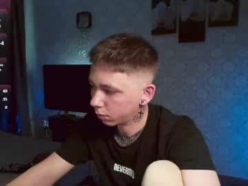 I want to earn for an iPhone and more tattoos help me to get live cam