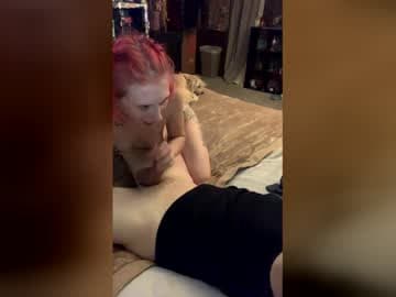 EroticKityi live cam
