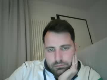 giacomo9669 live cam