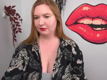 Nikki live cam