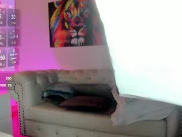 isaac_grey_ live cam