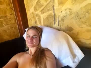 EasyGirl2Talk2 live cam