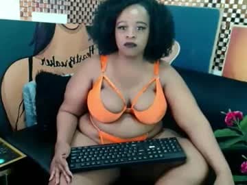 ivyblu_xoxo live cam