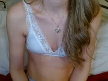 the small pp whisperer and ball puncher live cam