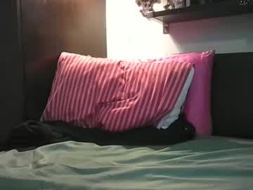 Jdoggie9898 live cam