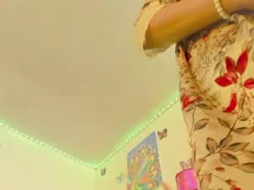 jhoanatrans22 live cam