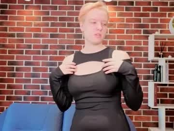 Ellie live cam
