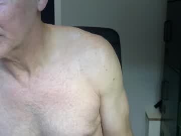Robbie live cam