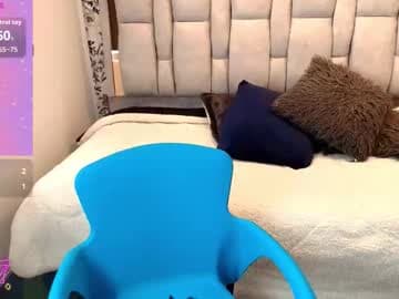 KEYLA BRUNETTE live cam