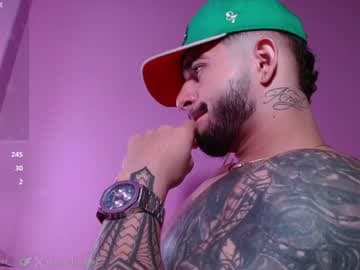 Angel Falconer live cam