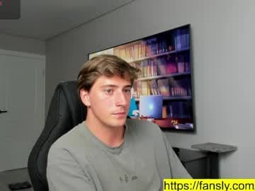 krishort live cam