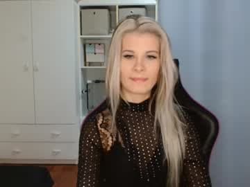 KristineAmore live cam