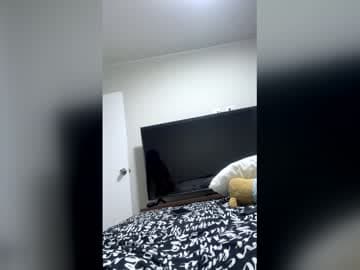 Krystal live cam