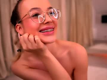 Kylie live cam