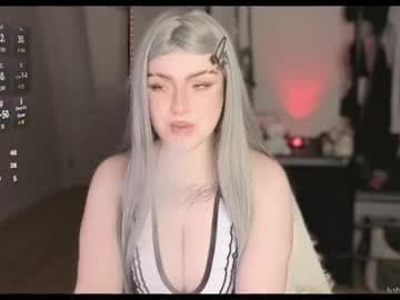 lazy girl Lizzy live cam