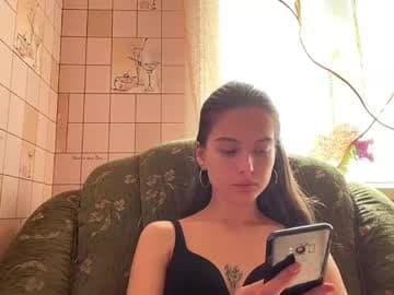 Hello,my name is Alesia,its my first day here, nice to meet live cam