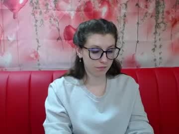 LilianaShine live cam