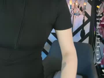 Lily live cam