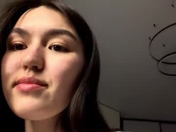 Lily live cam