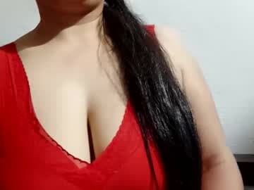 HI follow me I will online soon you will notify soon Tip to live cam