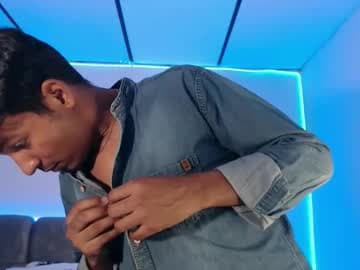 Luca Vegas live cam