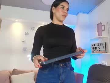 Luna Millers live cam