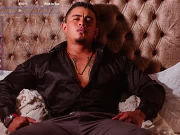 Maxcarther independet model live cam