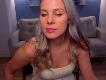 Melanie Bennett live cam