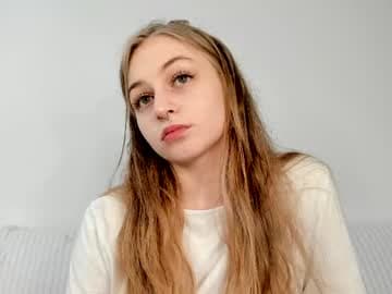 Mia here FREE OPEN CHAT SHOW AT 111 LIKES 3 live cam