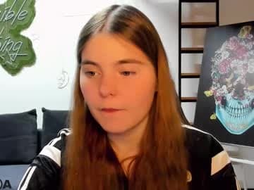 miraa_bloom live cam