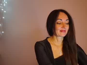 Christina live cam