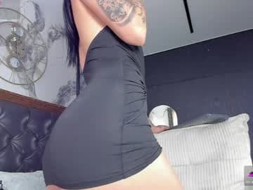 Naomi Frost live cam