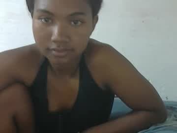 nickiqqyuu live cam