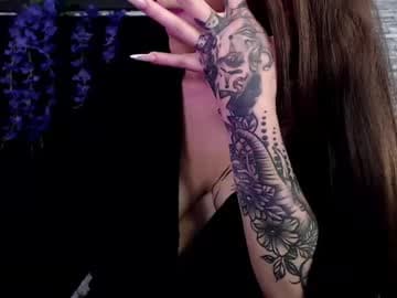 Nicolle ardila live cam