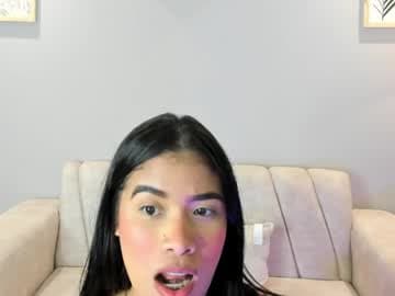 Noemy live cam