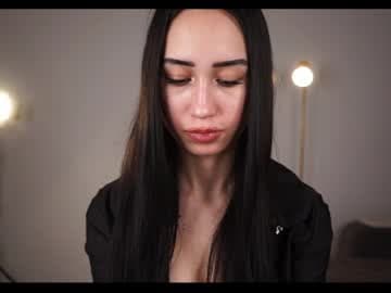 Mia live cam