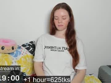 only_sarah1 live cam