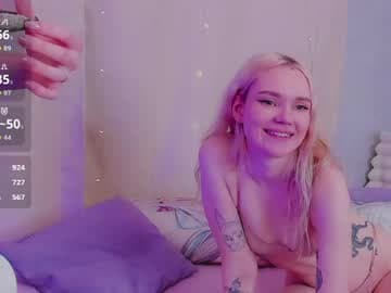 Heidi blonde , Lina red hair and Diana Black hair live cam